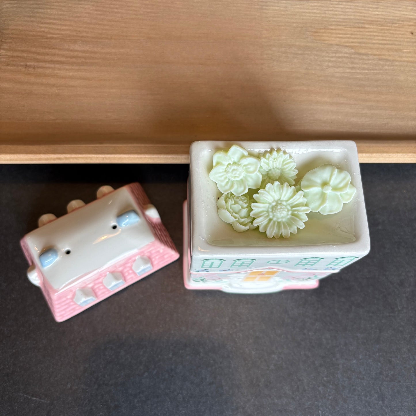 Pastel Town House Wax Warmer